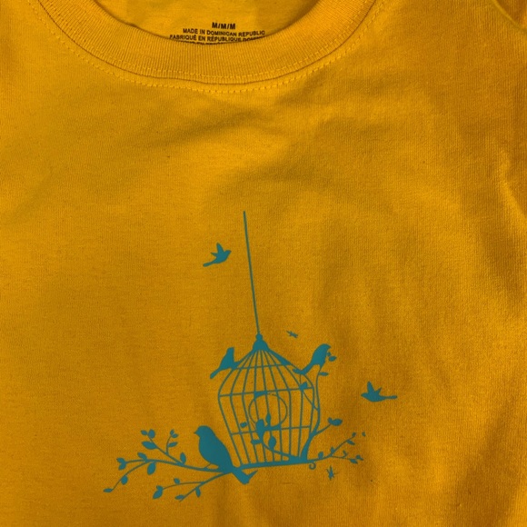 Hanes Tops - Golden yellow tee